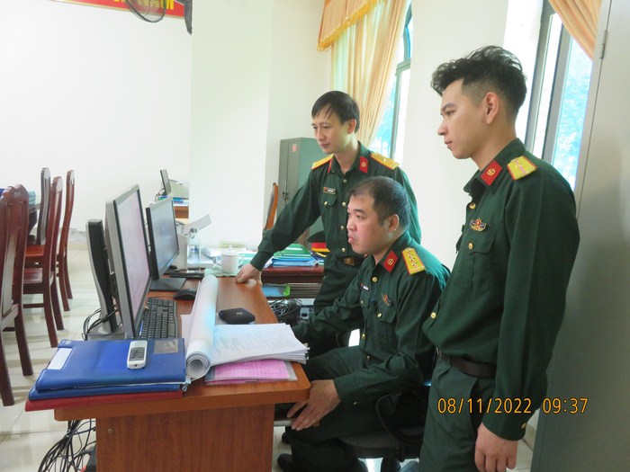 anh-6-copy-.jpg (96 KB)