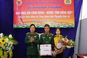 Trường Sĩ quan Phòng hóa tổ chức Lễ khánh thành nhà “Mái ấm Công đoàn-Nghĩa tình đồng đội”