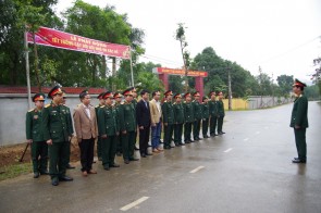 TRƯỜNG SĨ QUAN PHÒNG HÓA PHÁT ĐỘNG  “TẾT TRỒNG CÂY ĐỜI ĐỜI NHỚ ƠN BÁC HỒ”