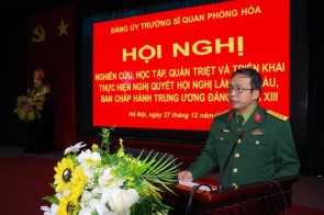 Đảng ủy Trường Sĩ quan Phòng hóa Tổ chức nghiên cứu, học tập, quán triệt và triển khai thực hiện Nghị quyết Hội nghị lần thứ sáu Ban Chấp hành Trung ơng Đảng khoá XIII