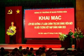 Trường Sĩ quan Phòng Hoá khai mạc lớp bồi dưỡng lý luận chính trị cho đảng viên mới và đối tượng kết nạp đảng năm 2023