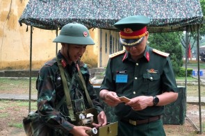 Trường Sĩ quan Phòng hóa tổ chức Thi tốt nghiệp môn chuyên ngành cho học viên Lớp  Sĩ quan dự bị khóa 32